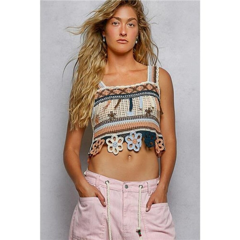 POL Cutout Flower Cropped Crochet Cami with with Dangle Detail